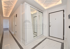 شقق اطلالة بحر في الانيا - تصميم 1+3- مطبخ منفصل - شاطئ كليوباترا / الانيا 