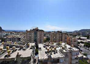 شقق اطلالة بحر في الانيا - تصميم 1+3- مطبخ منفصل - شاطئ كليوباترا / الانيا 