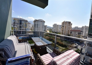 شقة ضمن مجمع فاخر -تصميم 1+1 - في مهموتلار / الانيا 