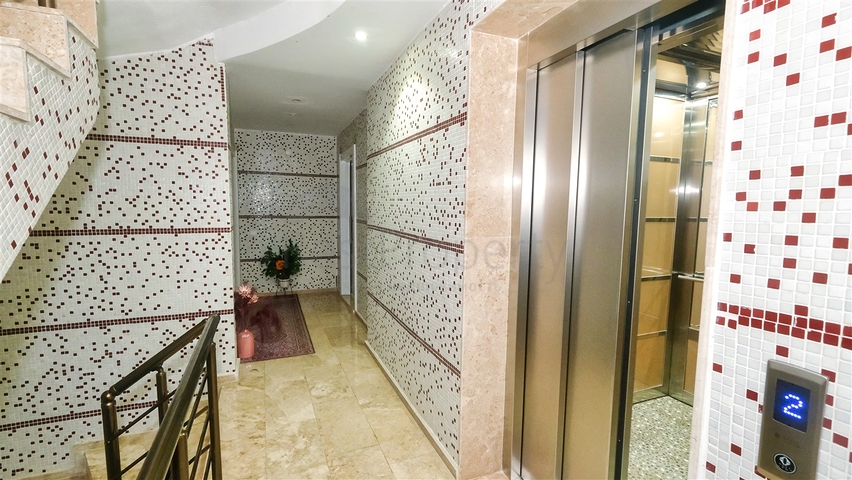 شقة من غرفتي نوم مع أثاث في منطقة كيزيلاريك الصغيرة - أنطاليا