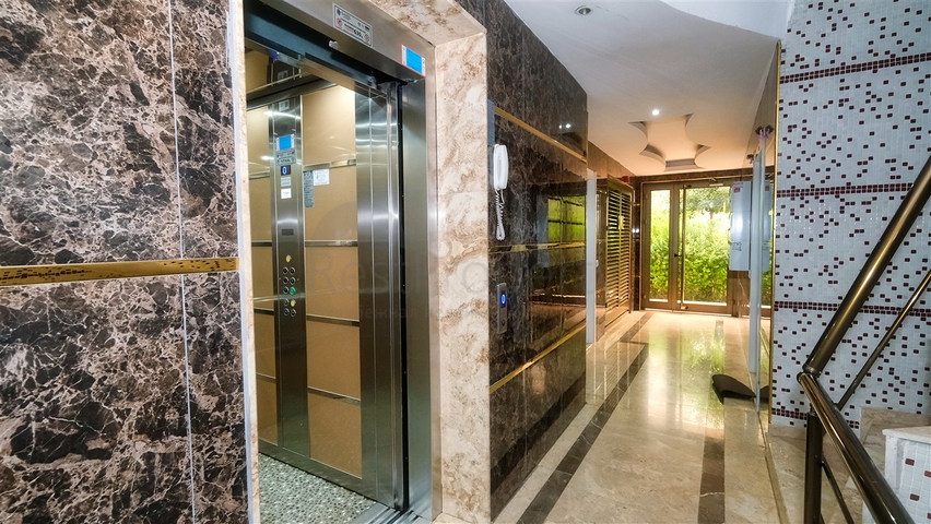 شقة من غرفتي نوم مع أثاث في منطقة كيزيلاريك الصغيرة - أنطاليا