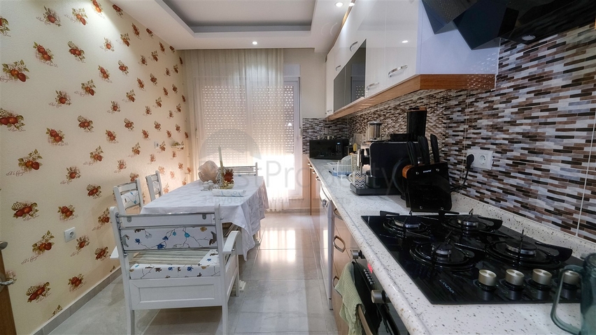 شقة من غرفتي نوم مع أثاث في منطقة كيزيلاريك الصغيرة - أنطاليا