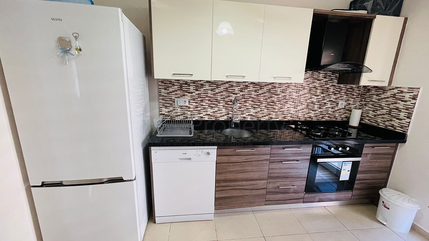 مطبخ منفصل - شقة 2 غرفة وصالة -مفروشة -في مهموتلار / الانيا 