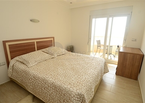 فيلا باطلالات خلابة للبيع في قلب مدينة ألانيا 