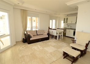 فيلا باطلالات خلابة للبيع في قلب مدينة ألانيا 