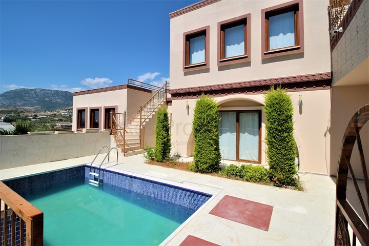 فيلا للبيع في الانيا - تصميم 2 غرفة وصالة -مسبح مستقل -كارجي جاك / الانيا 