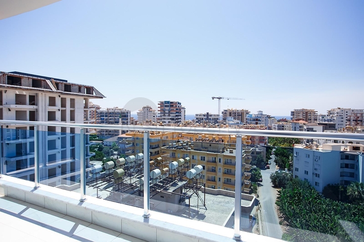 شقة طابق مرتفع -تصميم 1+1 - في مهموتلار / الانيا 