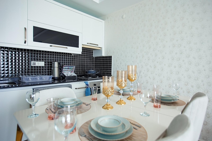 شقة طابق مرتفع -تصميم 1+1 - في مهموتلار / الانيا 