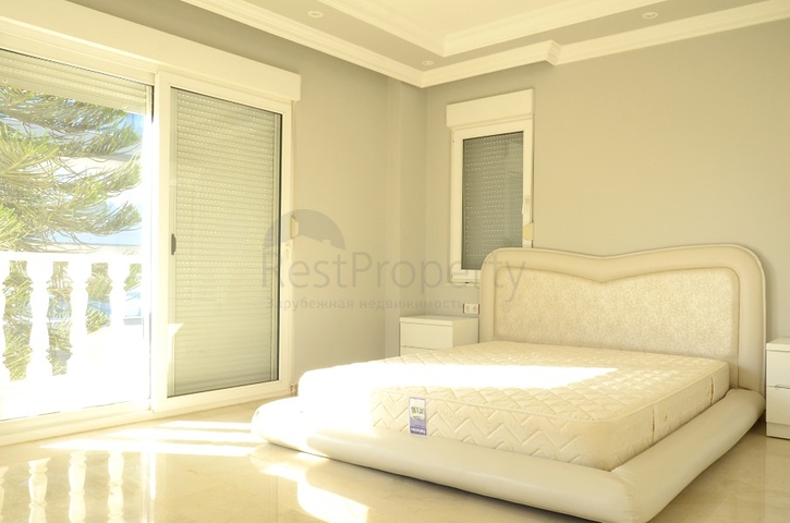 فبلا للبيع في الانيا -  5 غرف وصالة -في مهموتلار / الانيا 