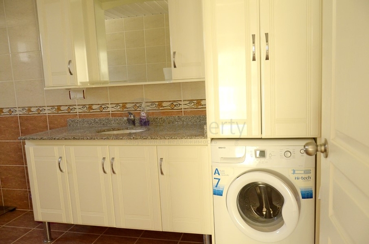 فبلا للبيع في الانيا -  5 غرف وصالة -في مهموتلار / الانيا 