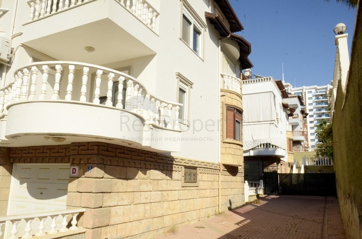 فبلا للبيع في الانيا -  5 غرف وصالة -في مهموتلار / الانيا 