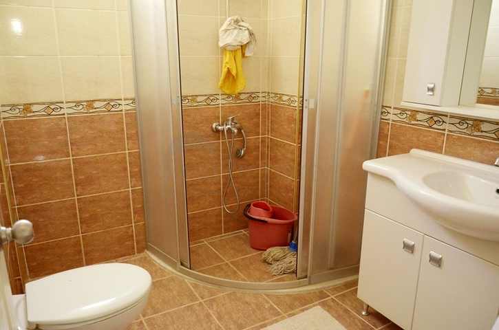 فبلا للبيع في الانيا -  5 غرف وصالة -في مهموتلار / الانيا 