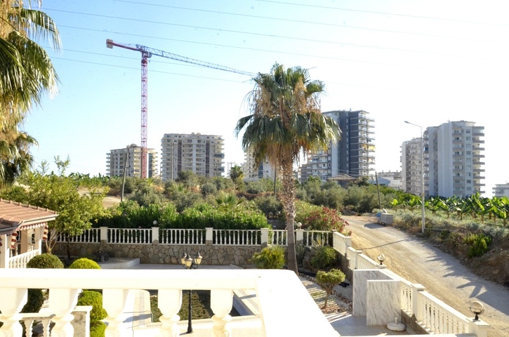 فبلا للبيع في الانيا -  5 غرف وصالة -في مهموتلار / الانيا 