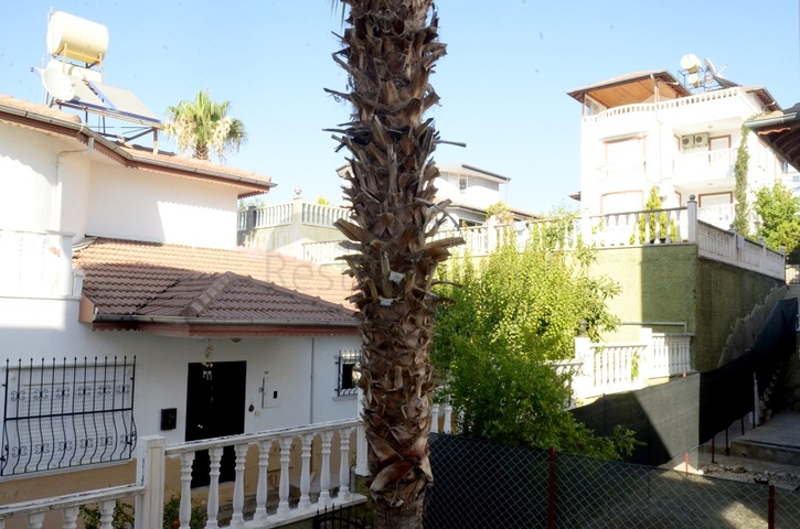 فبلا للبيع في الانيا -  5 غرف وصالة -في مهموتلار / الانيا 