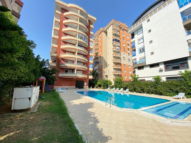 شقة اطلالة بحر في الانيا -تصميم 1+2 - مفروشة -في مهموتلار / الانيا 