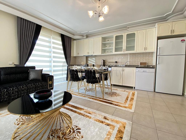 شقة اطلالة بحر في الانيا -تصميم 1+2 - مفروشة -في مهموتلار / الانيا 