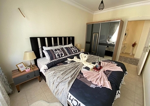 شقة اطلالة بحر في الانيا -تصميم 1+2 - مفروشة -في مهموتلار / الانيا 