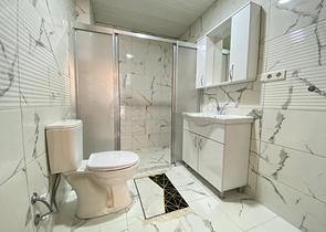 شقة اطلالة بحر في الانيا -تصميم 1+2 - مفروشة -في مهموتلار / الانيا 