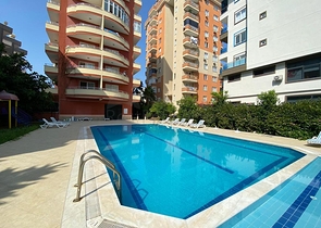 شقة اطلالة بحر في الانيا -تصميم 1+2 - مفروشة -في مهموتلار / الانيا 