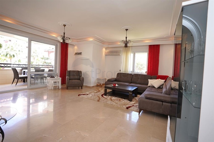 شقق للبيع في الانيا - تصميم 3 غرف وصالة -ضمن مجمع عائلي -في مهموتلار / الانيا 