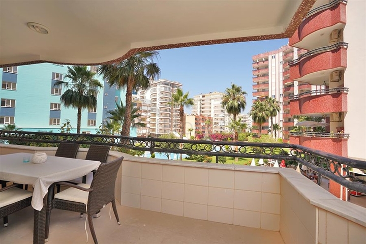 شقق للبيع في الانيا - تصميم 3 غرف وصالة -ضمن مجمع عائلي -في مهموتلار / الانيا 