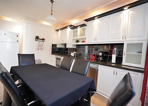 شقق للبيع في الانيا - تصميم 3 غرف وصالة -ضمن مجمع عائلي -في مهموتلار / الانيا 