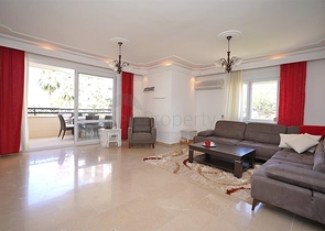 شقق للبيع في الانيا - تصميم 3 غرف وصالة -ضمن مجمع عائلي -في مهموتلار / الانيا 