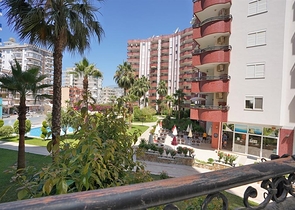 شقق للبيع في الانيا - تصميم 3 غرف وصالة -ضمن مجمع عائلي -في مهموتلار / الانيا 