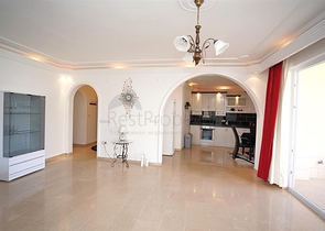 شقق للبيع في الانيا - تصميم 3 غرف وصالة -ضمن مجمع عائلي -في مهموتلار / الانيا 