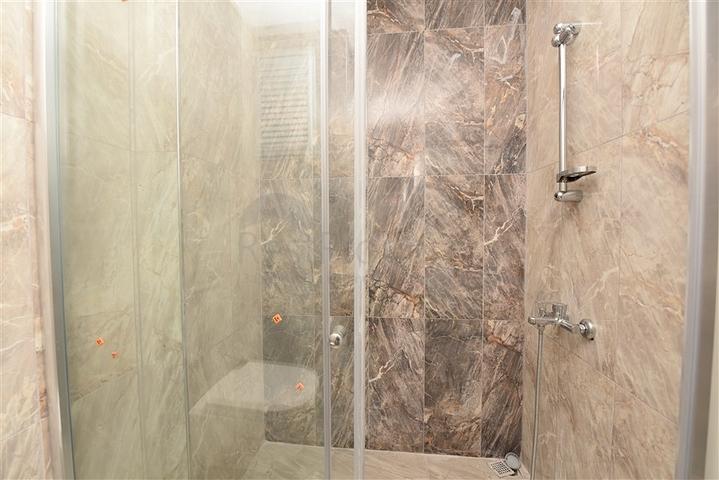 شقق اطلالة بحر في الانيا - دوبلكس اطلالة بحر مباشرة -في كاستل / الانيا 