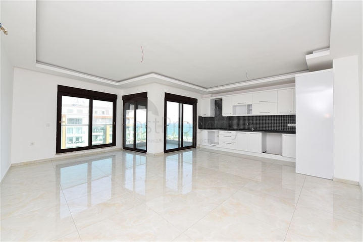 شقق اطلالة بحر في الانيا - دوبلكس اطلالة بحر مباشرة -في كاستل / الانيا 