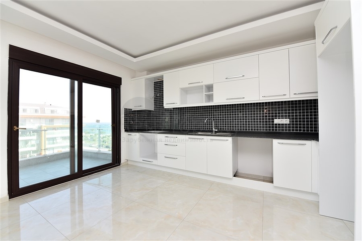 شقق اطلالة بحر في الانيا - دوبلكس اطلالة بحر مباشرة -في كاستل / الانيا 