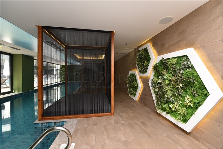 الاستثمار في الانيا - شقة فاخرة ضمن مركز الانيا 