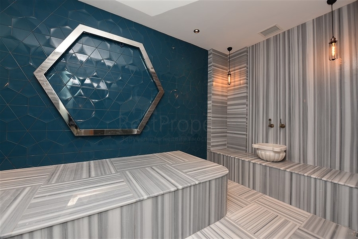 الاستثمار في الانيا - شقة فاخرة ضمن مركز الانيا 