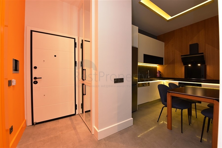 الاستثمار في الانيا - شقة فاخرة ضمن مركز الانيا 