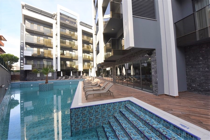 الاستثمار في الانيا - شقة فاخرة ضمن مركز الانيا 