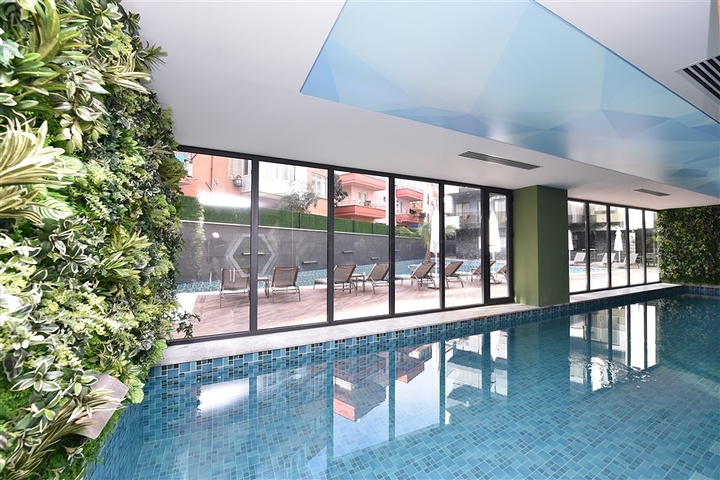 الاستثمار في الانيا - شقة فاخرة ضمن مركز الانيا 