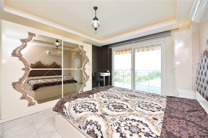 اطلالة بحر - شقة واسعة - 2 غرفة وصالة -في كاستل / الانيا 