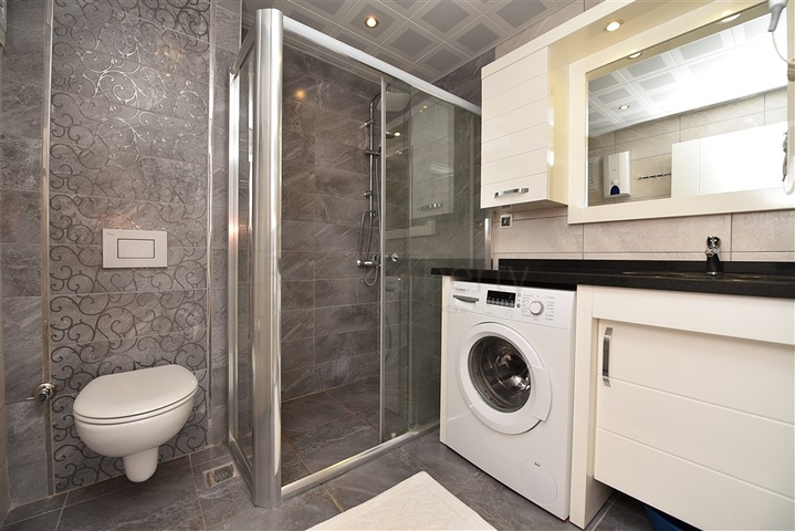 اطلالة بحر - شقة واسعة - 2 غرفة وصالة -في كاستل / الانيا 