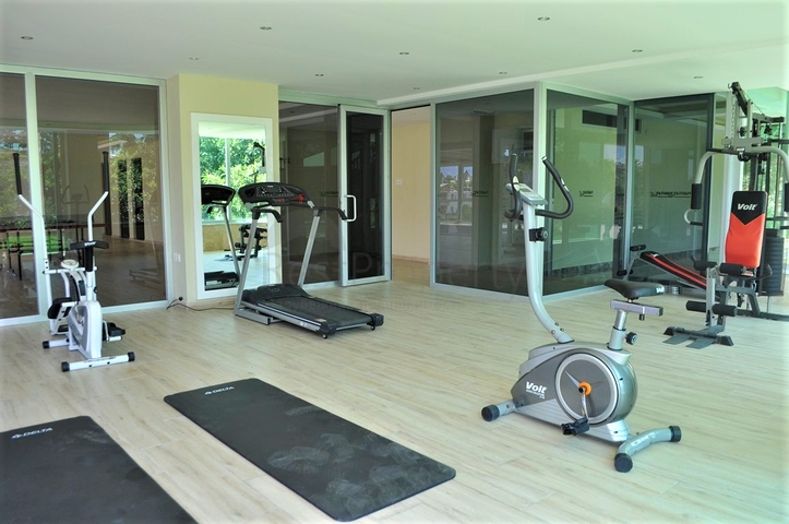 اطلالة بحر - شقة واسعة - 2 غرفة وصالة -في كاستل / الانيا 