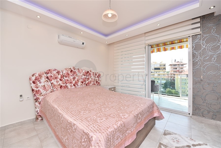 اطلالة بحر - شقة واسعة - 2 غرفة وصالة -في كاستل / الانيا 