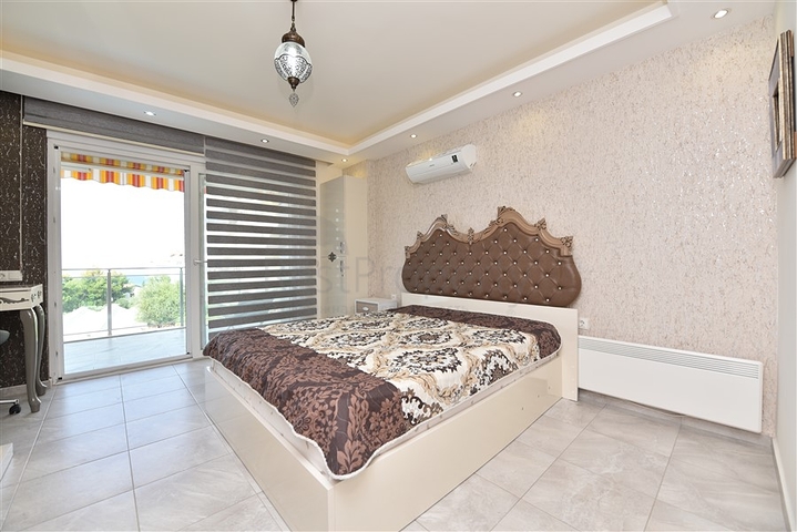 اطلالة بحر - شقة واسعة - 2 غرفة وصالة -في كاستل / الانيا 