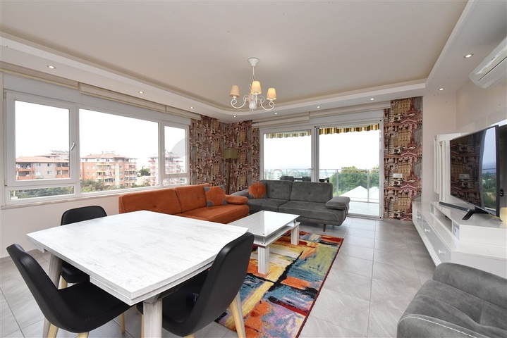 اطلالة بحر - شقة واسعة - 2 غرفة وصالة -في كاستل / الانيا 