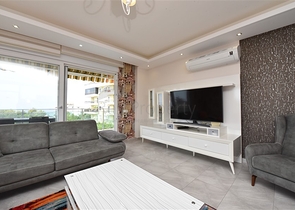 اطلالة بحر - شقة واسعة - 2 غرفة وصالة -في كاستل / الانيا 