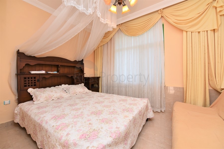 فيلا قريبة من البحر والخدمات في الانيا - تصميم 4+2 - في كاستل / الانيا 