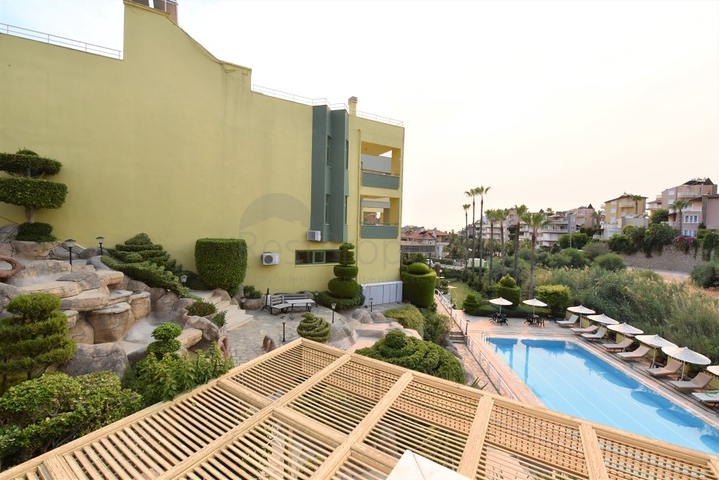 فيلا قريبة من البحر والخدمات في الانيا - تصميم 4+2 - في كاستل / الانيا 