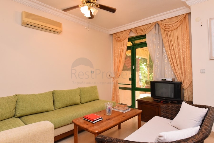 فيلا قريبة من البحر والخدمات في الانيا - تصميم 4+2 - في كاستل / الانيا 