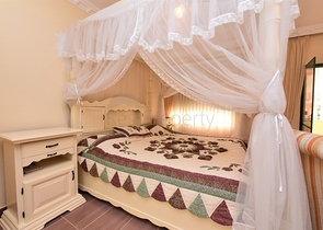 فيلا قريبة من البحر والخدمات في الانيا - تصميم 4+2 - في كاستل / الانيا 