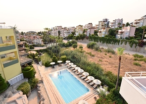 فيلا قريبة من البحر والخدمات في الانيا - تصميم 4+2 - في كاستل / الانيا 