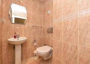 فيلا قريبة من البحر والخدمات في الانيا - تصميم 4+2 - في كاستل / الانيا 